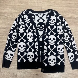 Hot Topic Black and White Skull Cross Bones Cardigan Sweater Women’s XL